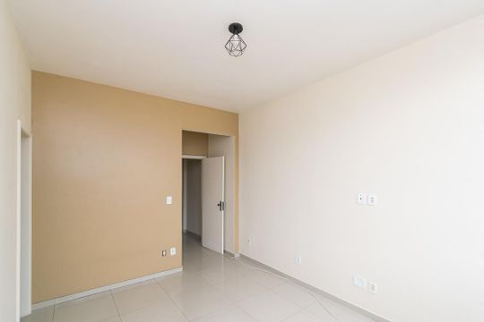 Sala de apartamento à venda com 3 quartos, 70m² em Bonsucesso, Rio de Janeiro