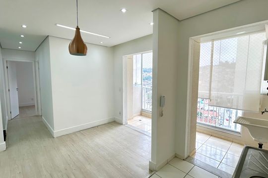 Cozinha de apartamento para alugar com 2 quartos, 47m² em Vila Galvão, Guarulhos