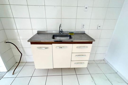 Cozinha de apartamento para alugar com 2 quartos, 47m² em Vila Galvão, Guarulhos