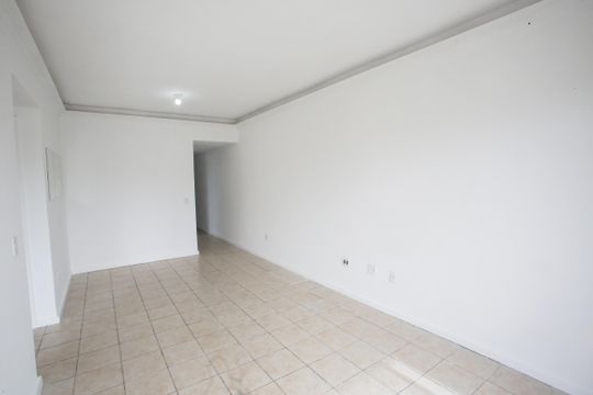 Sala de apartamento à venda com 2 quartos, 75m² em Taquara, Rio de Janeiro