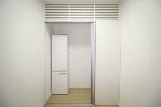 Quarto de Serviço de apartamento para alugar com 2 quartos, 80m² em Petrópolis, Porto Alegre