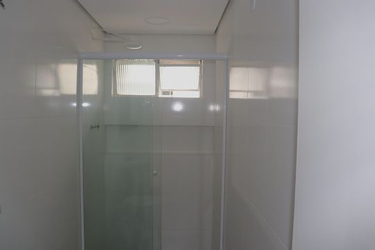 Banheiro de apartamento para alugar com 2 quartos, 62m² em Bela Vista, São Paulo