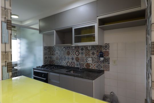 Cozinha de apartamento à venda com 2 quartos, 49m² em Vila Andrade, São Paulo