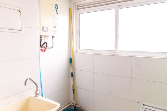 Área de Serviço de apartamento para alugar com 2 quartos, 45m² em Quinta da Paineira, São Paulo
