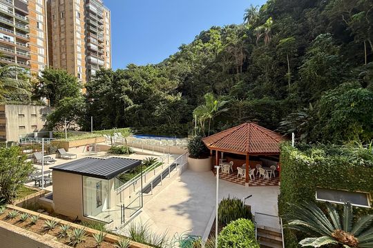Vista de apartamento para alugar com 4 quartos, 185m² em Centro, Guarujá