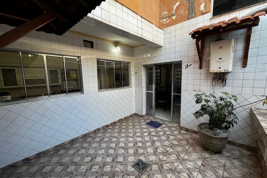 Quintal de casa para alugar com 4 quartos, 216m² em Santana, São Paulo