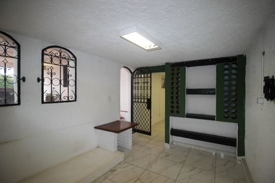 Área de serviço de casa para alugar com 3 quartos, 360m² em Jardim Santa Rosália, Sorocaba