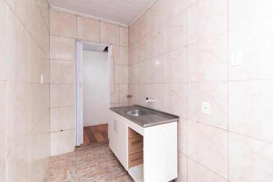 Banheiro de casa para alugar com 2 quartos, 90m² em Condomínio Maracanã, Santo André