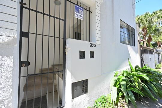 Fachada de casa para alugar com 2 quartos, 70m² em Vila Clementino, São Paulo