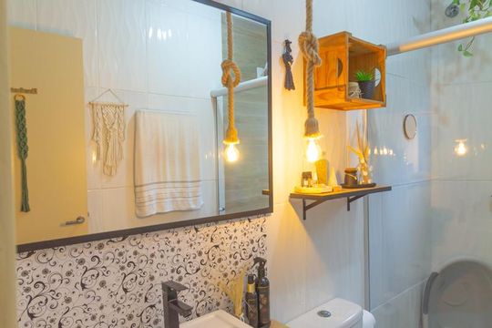 Banheiro de casa de condomínio à venda com 2 quartos, 42m² em Fátima, Canoas