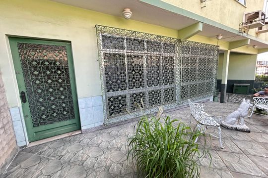 Fachada de casa à venda com 3 quartos, 78m² em Higienópolis, Rio de Janeiro