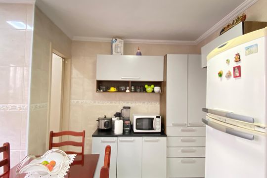 Cozinha de casa à venda com 4 quartos, 125m² em Km 18, Osasco