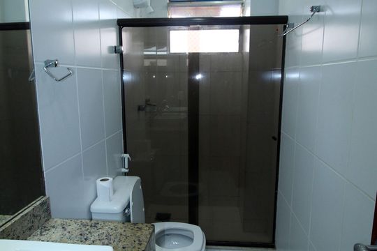 Banheiro social de apartamento à venda com 2 quartos, 96m² em Vila da Penha, Rio de Janeiro