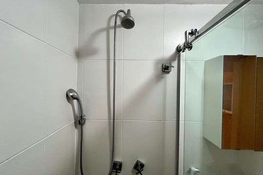 Banheiro da Suíte de apartamento para alugar com 3 quartos, 90m² em Jacarepaguá, Rio de Janeiro
