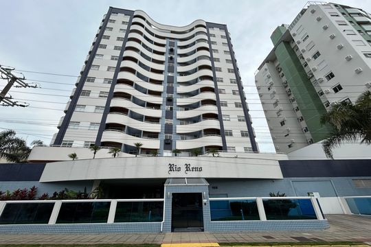 Fachada de apartamento para alugar com 3 quartos, 119m² em Córrego Grande, Florianópolis
