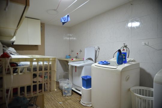 Area de Serviço de casa à venda com 3 quartos, 390m² em Parque João Ramalho, Santo André