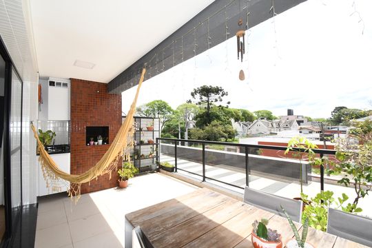 Sacada de apartamento para alugar com 3 quartos, 100m² em Alto da Rua Xv, Curitiba
