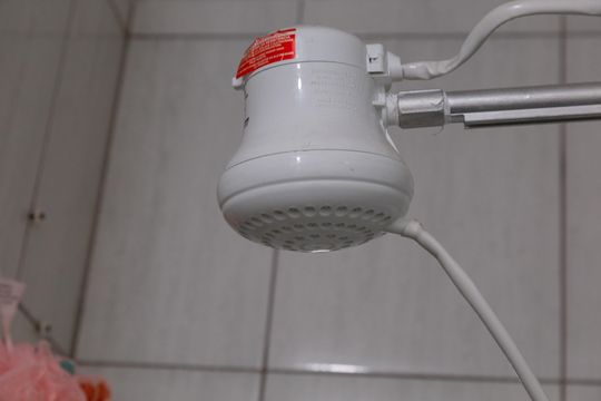 Banheiro  de casa à venda com 3 quartos, 129m² em Jardim Bom Clima, Guarulhos
