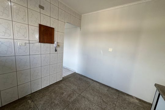Cozinha de apartamento para alugar com 2 quartos, 78m² em Centro, São Vicente