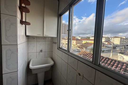 Cozinha e Área de Serviço de apartamento para alugar com 2 quartos, 78m² em Centro, São Vicente