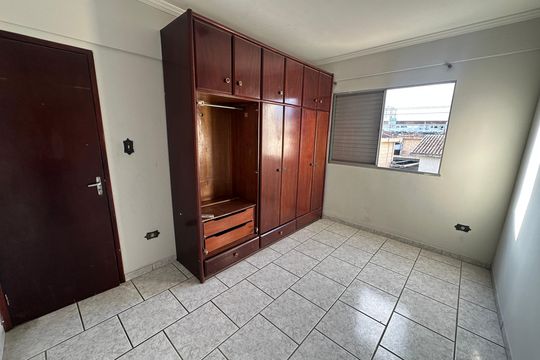 Quarto 1 de apartamento para alugar com 2 quartos, 78m² em Centro, São Vicente