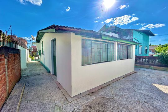 Área Externa de casa à venda com 2 quartos, 130m² em Fião, São Leopoldo
