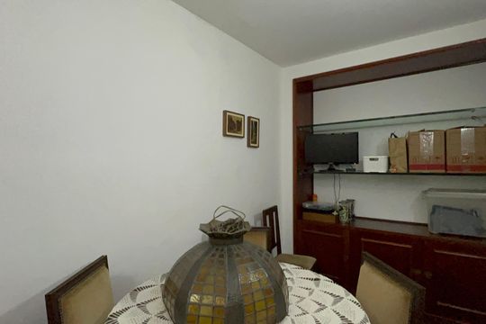 Quarto 1 de casa à venda com 4 quartos, 300m² em Vila Madalena, São Paulo