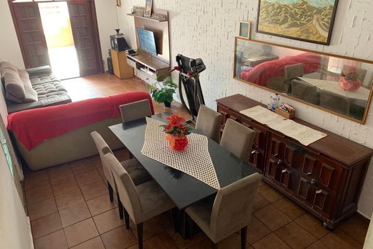 Casa à venda com 5 quartos, 150m² em Jardim Peri, São Paulo