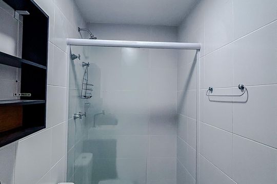Banheiro de apartamento à venda com 1 quarto, 27m² em Tatuapé, São Paulo