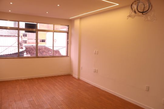 Sala de apartamento para alugar com 3 quartos, 105m² em Jardim São João, Nova Iguaçu