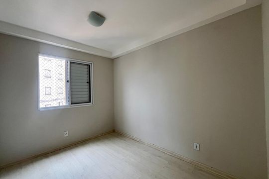 Quarto  de apartamento para alugar com 2 quartos, 55m² em Vila Satúrnia, Campinas