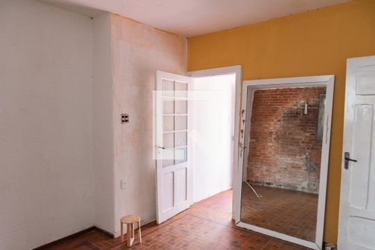 Casa à venda com 3 quartos, 160m² em Cambuci, São Paulo