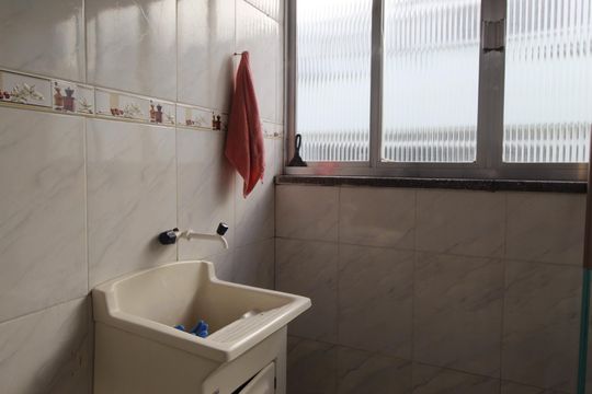 Área de Serviço de apartamento à venda com 2 quartos, 77m² em Jardim Leopoldina, Porto Alegre