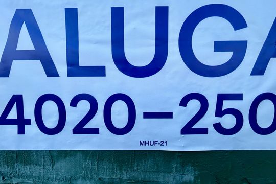 Placa MHUF-21 de casa de condomínio para alugar com 2 quartos, 68m² em Rio Tavares, Florianópolis