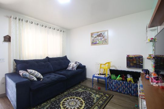 Sala de casa à venda com 3 quartos, 125m² em Parque Pinheiros, Taboão da Serra
