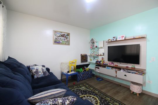 Casa à venda com 3 quartos, 125m² em Parque Pinheiros, Taboão da Serra