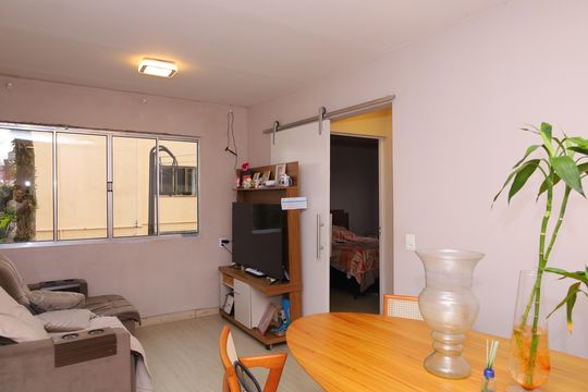 Apartamento à venda com 2 quartos, 65m² em Jardim Lucinda, São Paulo