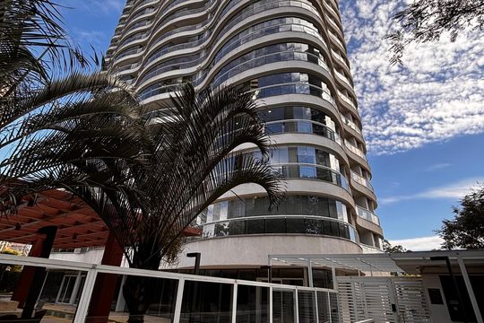 Fachada de apartamento para alugar com 2 quartos, 70m² em Empresarial 18 do Forte, Barueri