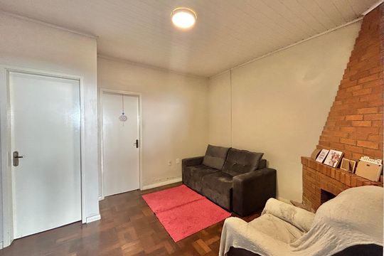 Sala de casa à venda com 2 quartos, 110m² em Vila Nova, Novo Hamburgo