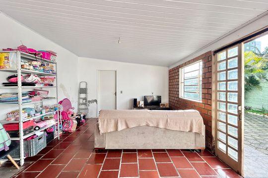 Sala de casa à venda com 2 quartos, 110m² em Vila Nova, Novo Hamburgo
