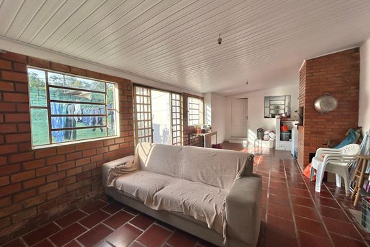 Sala de casa à venda com 2 quartos, 110m² em Vila Nova, Novo Hamburgo