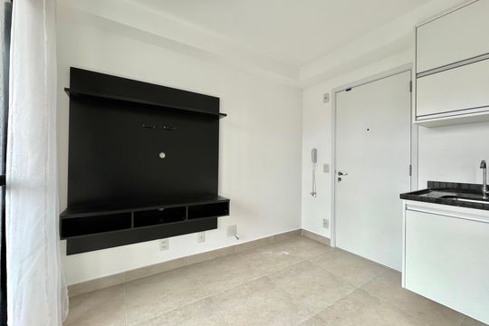 Sala de kitnet/studio para alugar com 1 quarto, 28m² em Mirandópolis, São Paulo