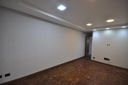 Casa à venda com 3 quartos, 217m² em Vila Nova Mazzei, São Paulo