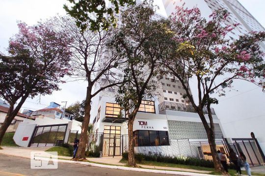Fachada de apartamento à venda com 2 quartos, 33m² em Vila Pierina, São Paulo