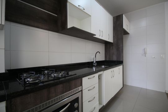 Cozinha de apartamento para alugar com 2 quartos, 69m² em Jardim Ampliacao, São Paulo