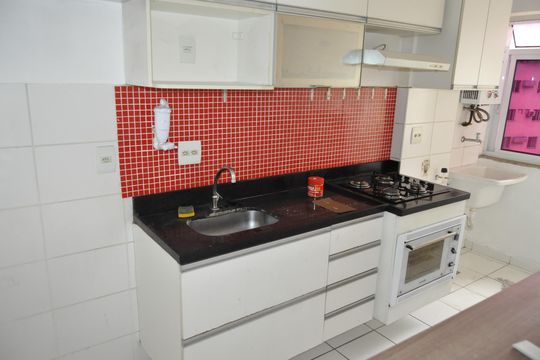 Cozinha de apartamento para alugar com 2 quartos, 51m² em Del Castilho, Rio de Janeiro