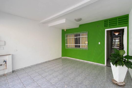 Garagem de casa para alugar com 3 quartos, 210m² em Vila Mazzei, São Paulo