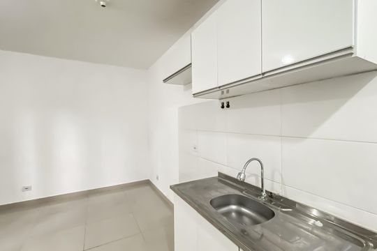 Sala/cozinha de apartamento para alugar com 2 quartos, 40m² em Burgo Paulista, São Paulo