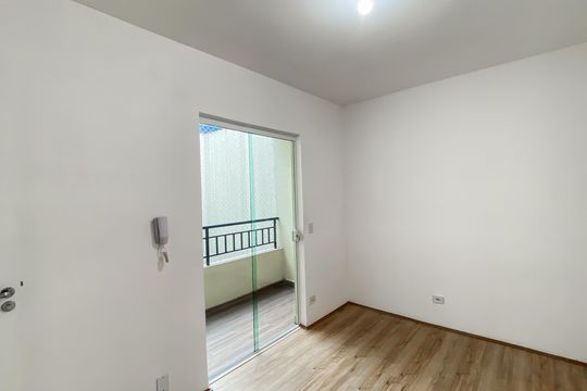 Quarto de apartamento para alugar com 2 quartos, 40m² em Burgo Paulista, São Paulo
