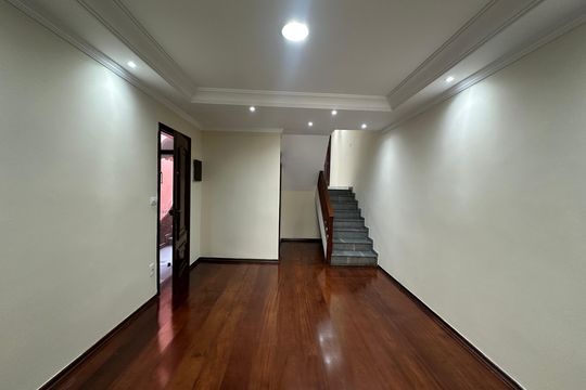 Sala de casa à venda com 3 quartos, 240m² em Vila Engenho Novo, Barueri